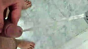 i'm pissin' so good in the shower