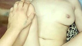 Esta Follada Me Encantó, Me Hizo Gozar Y Este Hombre Se Vino Dentro De Mi Pequeña Vagina