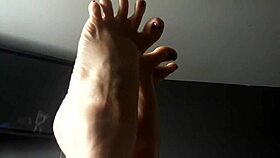 Sole focused video mature with high foot arches