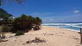 Amateurs engage in passionate sex on paradise beach