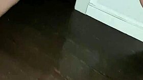 Watch this intense fingering session that leads to squirting!