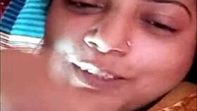 पाकिस्तानी ब्यूटी स्टीमी व्हाट्सएप कॉल सेक्स में वाइल्ड पैशन अनलीश करती है