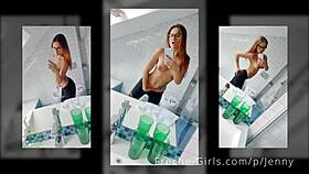 Wonderful wet teen pussy waiting for big cock 😍