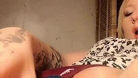 i'm barbie electra, fucking my pussy real good with toys, so wet!