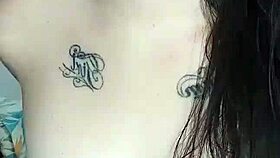 Girl masturbates for boyfriend on call!