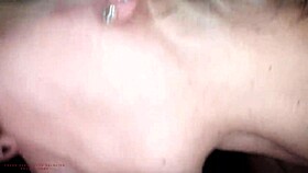 emptying the balls on vacation at stepmom's house with girlfriend - console games blowjob cumshot