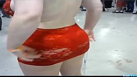 Chubby blonde amateur webcam girl shows big ass and feet