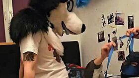 FEMBOY HUSKY FURSUITER CUMS WHILE RIDING HIS BOYFRIEND!
