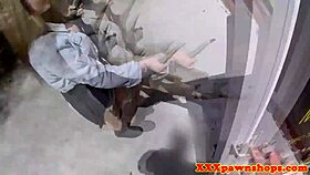 i spotted this curvy babe getting pussyfucked in a hidden threesome