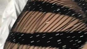 La esposa de mi hermano tiene un enorme culo