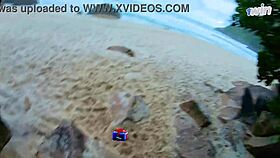 Primeira mamada do ano - fui de maiô socadinho para praia coloquei minha bucetinha pra fora e chamei o estranho e advinha o que aconteceu