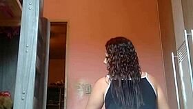 Teen 18+ Brazilian Amateur Dancing Funk Moves