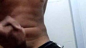 look at this novinho carioca with his monster cock, wanna see?