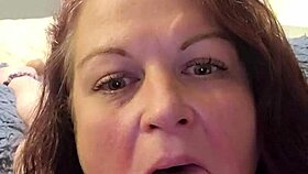 missr8's rear view up close, fingering that big ass and pussy! 😍