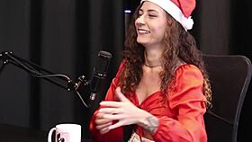 os mais velhos são melhores os novinhos só querem socar o pau e termina na punheta e os negros - jujube delícia sheer red - especial de natal