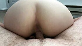 Hot MILF loves reverse cowgirl and its her favorite way to ride a big dildo