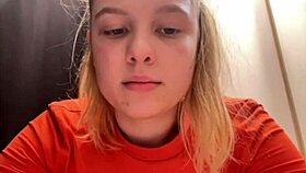 I'm doing extreme anal fucking and squirting in a public place.