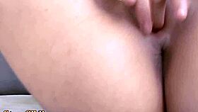 stepsis lesbians intriguingly finger each other in hd