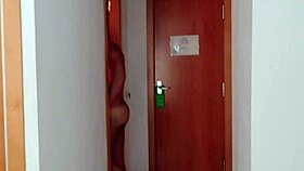 Straight guy fucks gay dude for money in hotel, bareback style 😏💸
