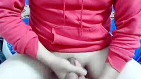 i am thu dam 11, shaved and hairless in this intimate setting