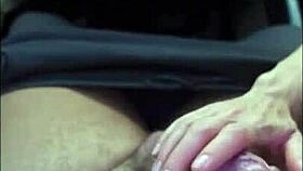 Anal sex in the car! Amateur gay assfucking fun.