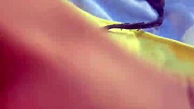 Greluda Gostosa Gozada Com Dedinho Em Cena Pública De Rua Com Prostituta Pornstar