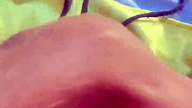 Greluda Gostosa Gozada Com Dedinho Em Cena Pública De Rua Com Prostituta Pornstar