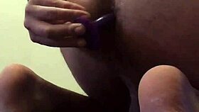 i'm warming up with this small dildo on my ass