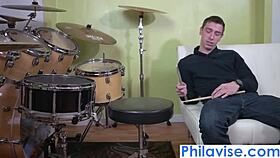 tricking ebony neighbor for deepthroat