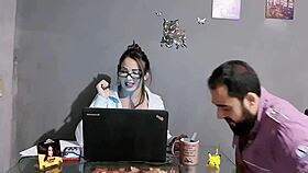 i'm giving a brazilian way to sell stuff with my big ass