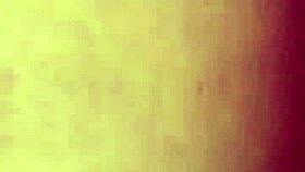 Delícia de loirinha se masturbando e transando com o marido em sessão caseira completa.