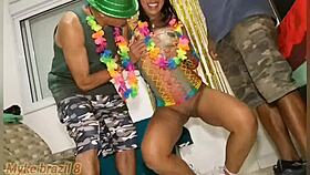 Carnaval do myke brazil com fabinho costa e millena gomes ela adora sexo anal e pede leitinho na boca veja completo no sheer