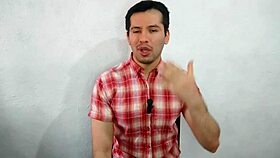 Supervisor Casado De La Maquiladora Penetra A Pelo A Su Empleado En Los Baños En El Turno Nocturno Relato Sexual