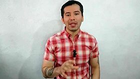 Supervisor Casado De La Maquiladora Penetra A Pelo A Su Empleado En Los Baños En El Turno Nocturno Relato Sexual