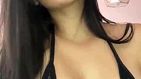 I am a rich guy wanking on cam for you