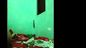 i fucked my khmer girlfriend on the bed, she has huge tits and took a cumshot