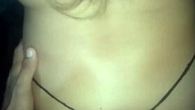 después de la cena, mi cuñada chupa verga rico?