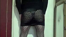 i'm a bisexual crossdresser pumping to get bigger