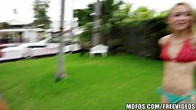 Some girls know how to start a party at Mofos 😎