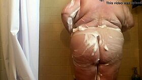 Mwkm Enjoys a Relaxing Bath