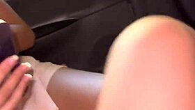 Grabo A Mi Amiga Mientras Hace Webcam En Su Coche