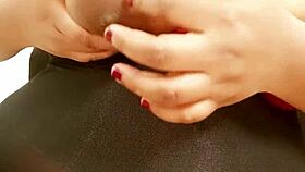 Mumbai Indian Girl Shows Off Her Big Tits