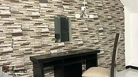 le chupe la polla y despues la meti en mi apretado coño para salir con mis amigas