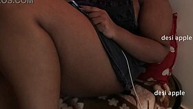 देसी इंडिया वाली लड़की बड़ी चुचियों के साथ!