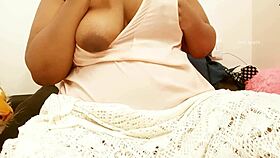 Desi Indian Maid With Big Boobs