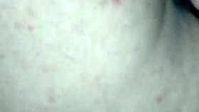 Exploring amateur pussy in a fun way.