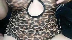 Asian MILF Masturbates Her Pussy in Solo Scene