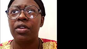 ebony milf slut performs kinky solo masturbation in amateur sex scene