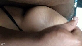 Gozando E Gemendo Na Piroca Do Negão