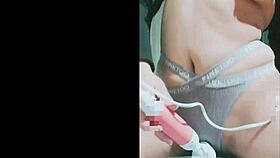 Pinay MILF Loulish0313 shows off her curves.